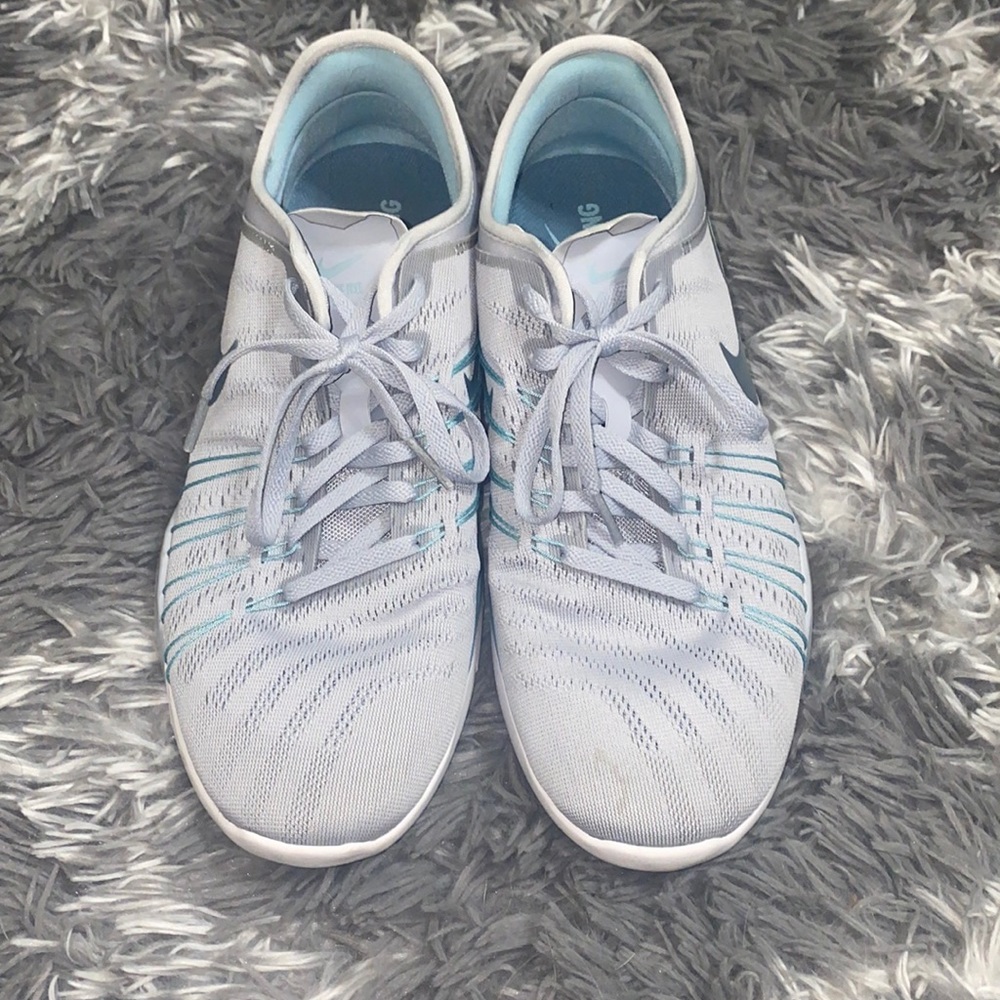 Lightly worn women’s size 9 Nike Free Trainers 6
